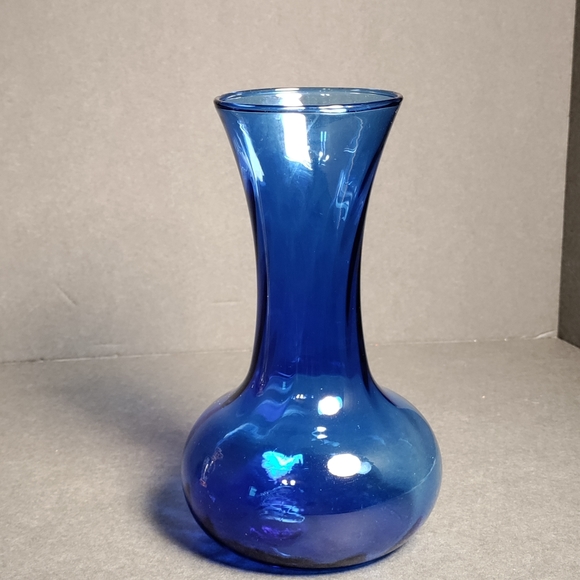 SWIRL FLUTED VASE⭐ - Picture 5 of 9